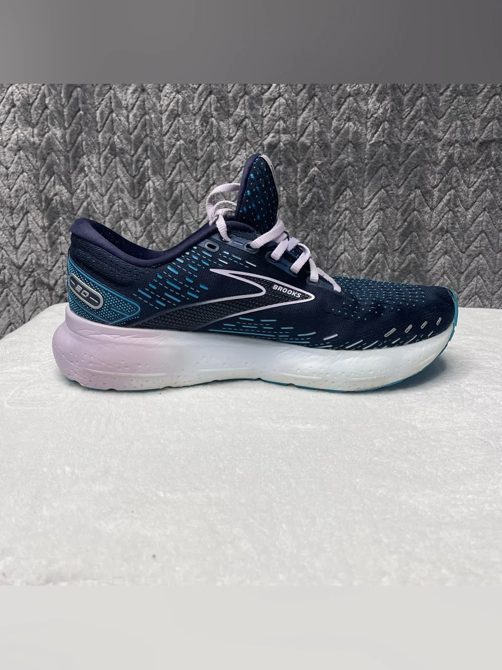 Brooks Glycerin 20 Women Size 10.5 B Navy Blue Light Purple Running Shoes
